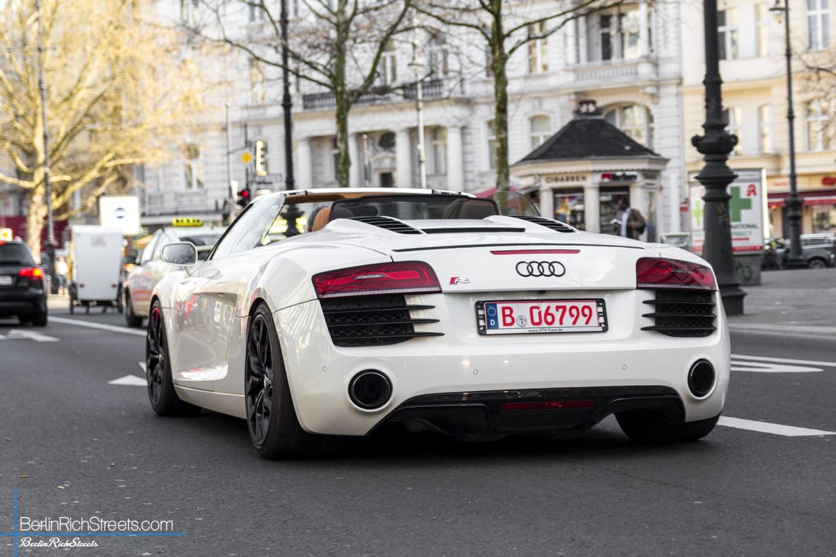 Audi R8 4.2 Spyder (2013) spotted in Berlin — BerlinRichStreets
